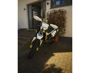 Husqvarna 701 Supermoto Gebrauchtwagen