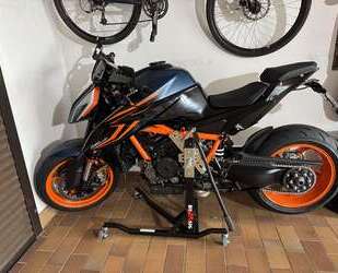 KTM 1290 Super Duke R Gebrauchtwagen