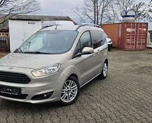Ford Tourneo Courier Gebrauchtwagen