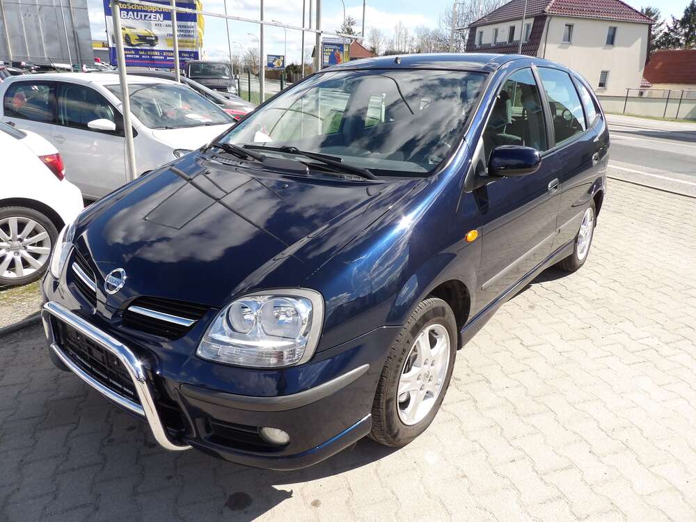 Almera Tino