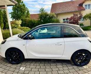 Ford Adam 