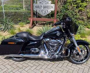 Harley Davidson Street Glide Gebrauchtwagen