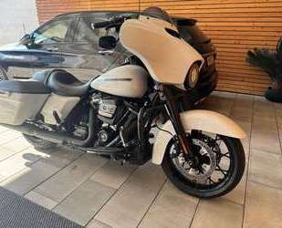 Harley Davidson Street Glide Gebrauchtwagen