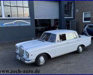 Mercedes-Benz 230 Gebrauchtwagen