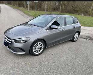 Mercedes-Benz B 180 Gebrauchtwagen