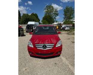 Mercedes-Benz B 180 Gebrauchtwagen