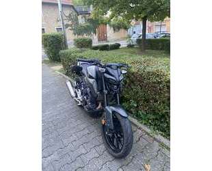 Yamaha MT-125 