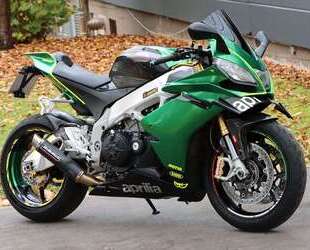 Aprilia RSV4 