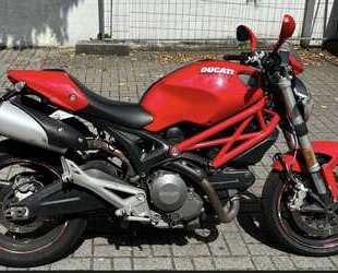 Ducati Monster 696 Gebrauchtwagen