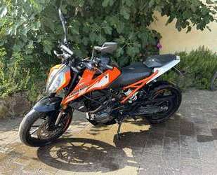 KTM 125 Duke Gebrauchtwagen