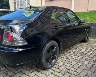 Lexus IS 200 Gebrauchtwagen