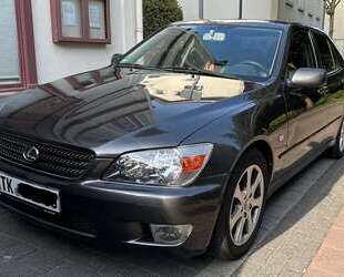 Lexus IS 200 Gebrauchtwagen