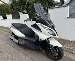 Kymco Downtown 300i 