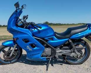 Kawasaki ER - 5 