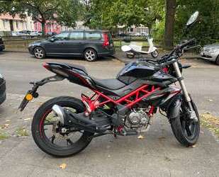 Benelli BN 125 