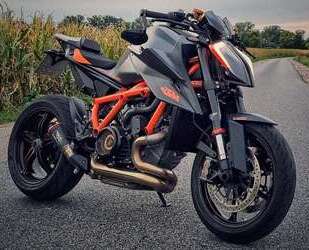 KTM 1290 Super Duke R Gebrauchtwagen