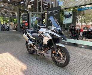 Benelli TRK 502 