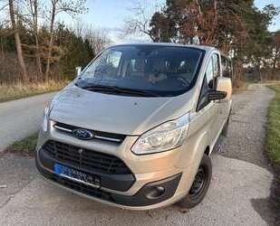 Ford Tourneo Custom Gebrauchtwagen