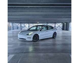 Tesla Model 3 Gebrauchtwagen