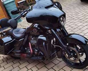 Harley Davidson Street Glide Gebrauchtwagen