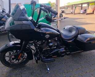 Mercedes-Benz Road Glide 