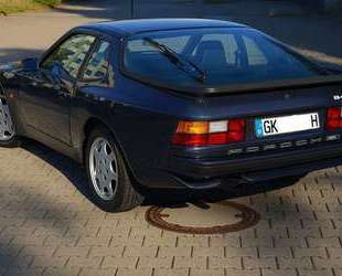 Porsche 944 