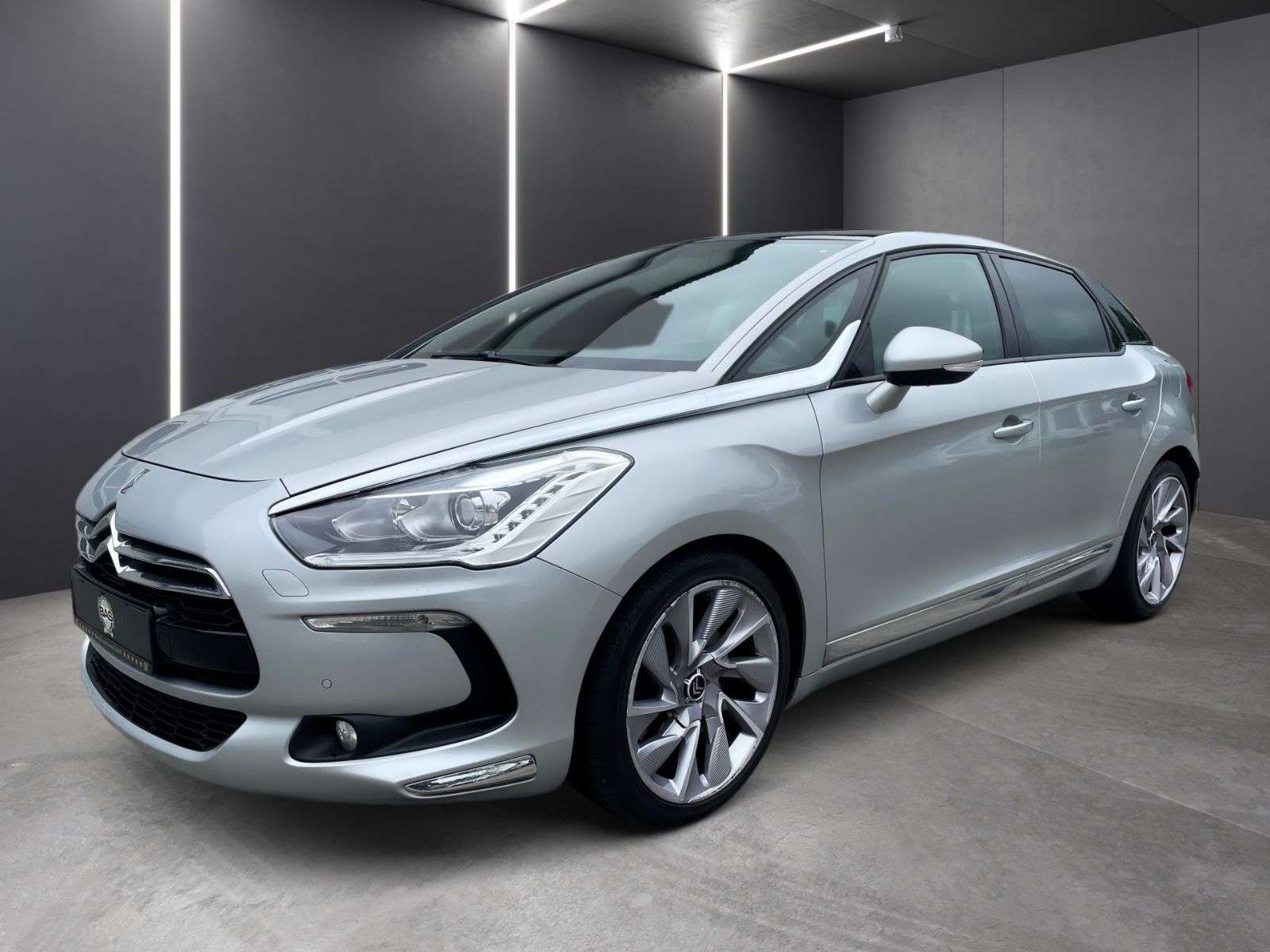 DS 5