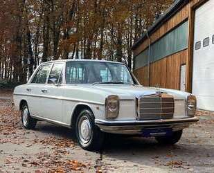 Mercedes-Benz 220 Gebrauchtwagen
