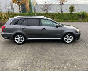 Toyota Avensis Gebrauchtwagen