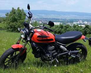 Ducati Scrambler 