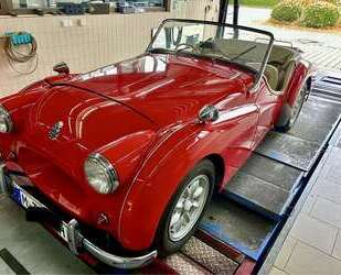 Triumph TR2 
