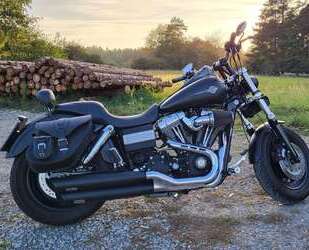Harley Davidson Dyna Fat Bob Gebrauchtwagen