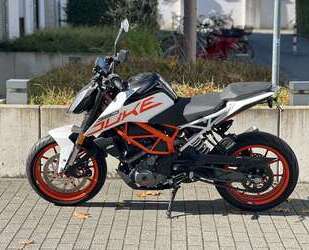 KTM 390 Duke Gebrauchtwagen