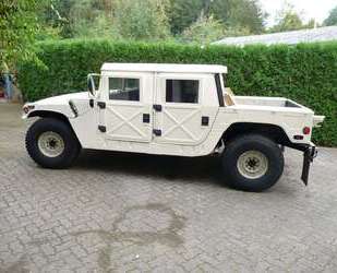 Hummer H1 