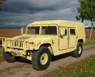 Hummer H1 
