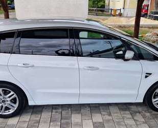 Ford S-Max Gebrauchtwagen