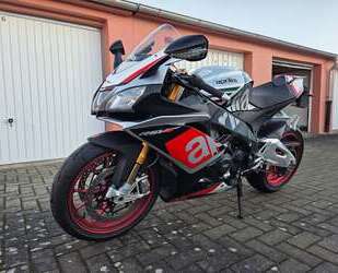 Aprilia RSV4 
