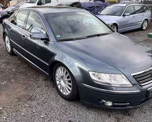 VW Phaeton 