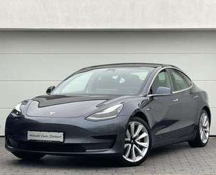Tesla Model 3 Gebrauchtwagen