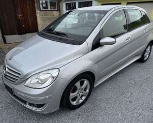 Mercedes-Benz B 200 Gebrauchtwagen