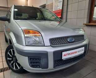 Nissan Fusion 