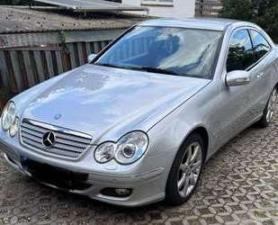 Mercedes-Benz 220 Gebrauchtwagen