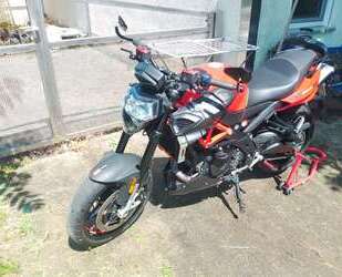 Aprilia Shiver 900 