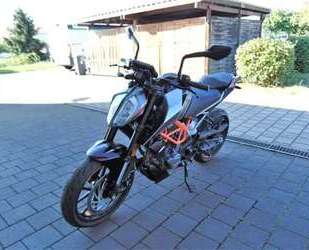 KTM 125 Duke Gebrauchtwagen