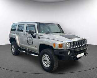 Hummer H3 