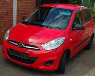 Toyota i10 