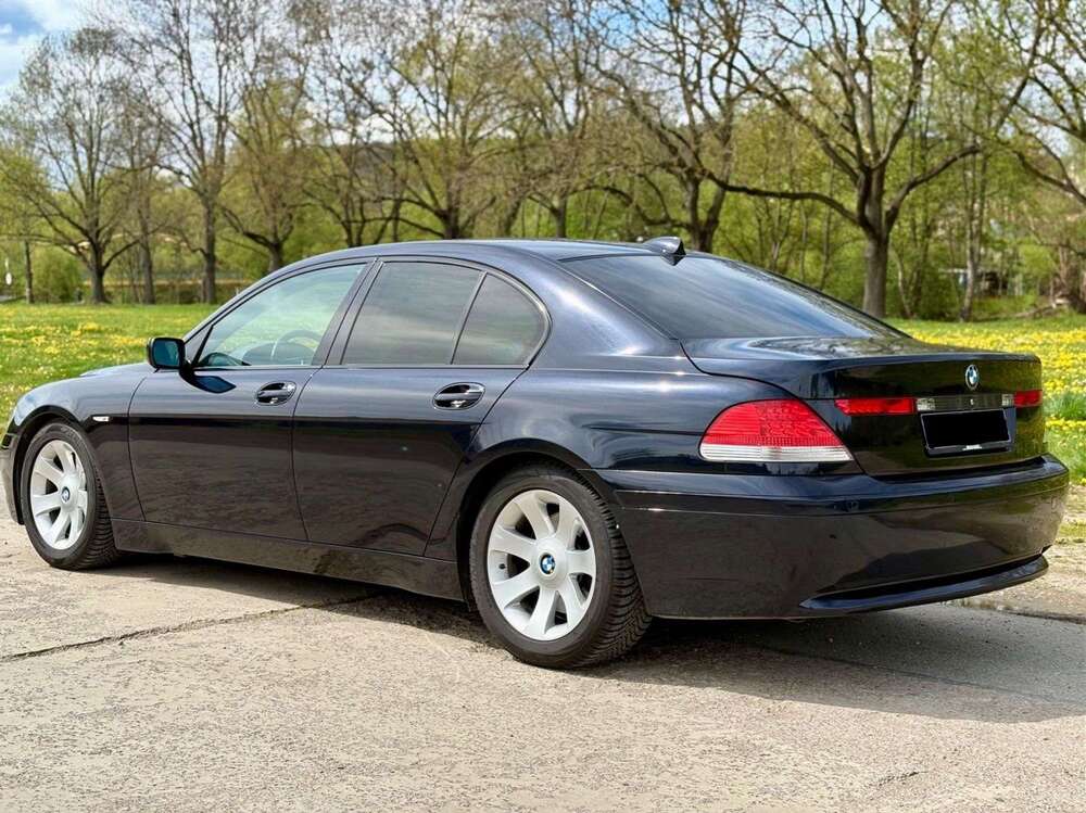 745