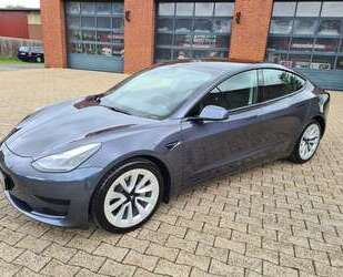 Tesla Model 3 Gebrauchtwagen