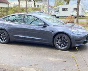 Tesla Model 3 Gebrauchtwagen