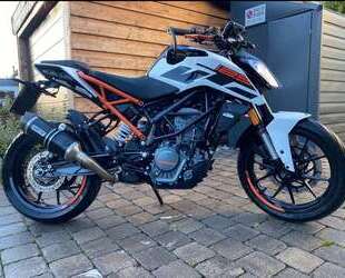 KTM 125 Duke Gebrauchtwagen